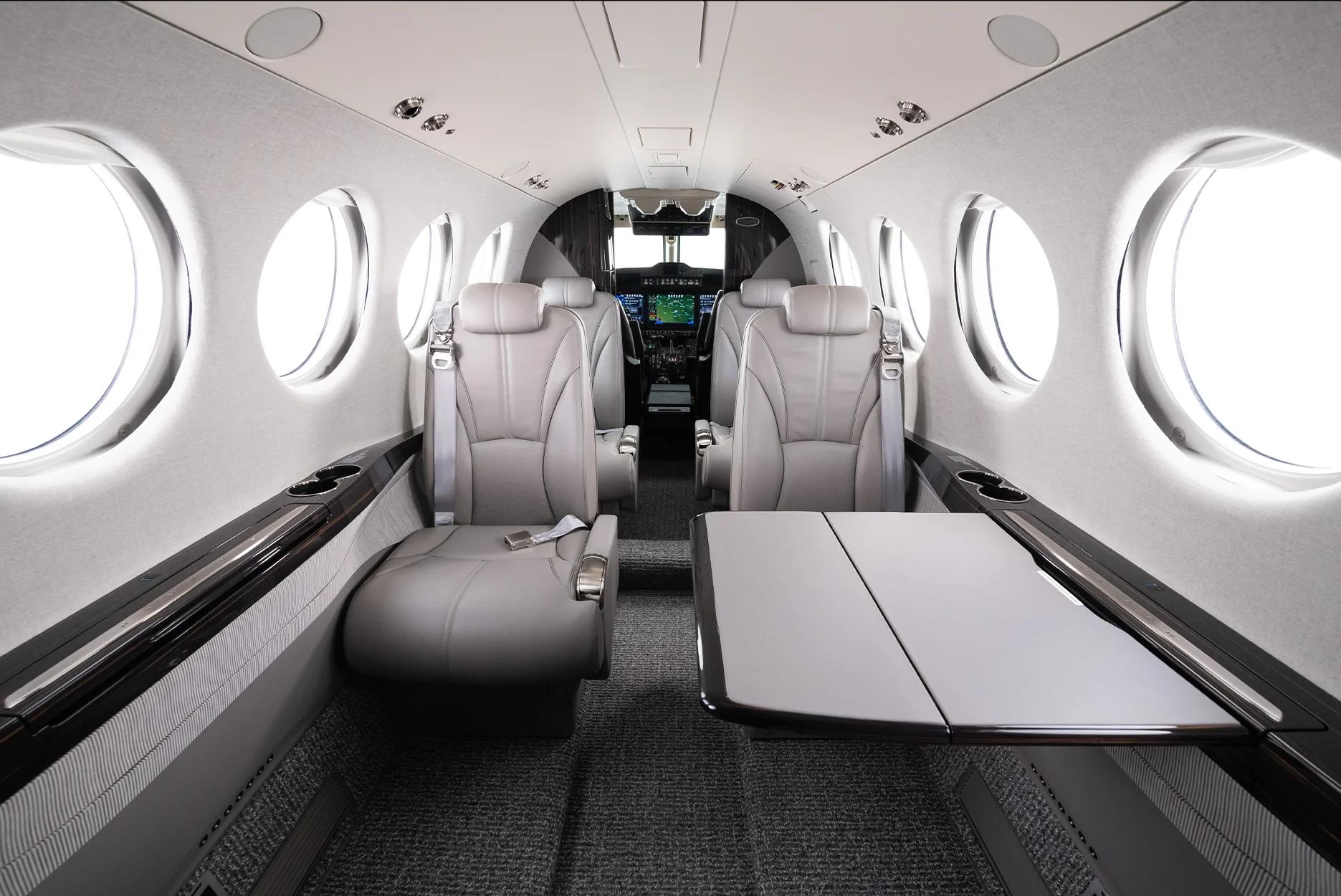 king-air-260-interior-cabin