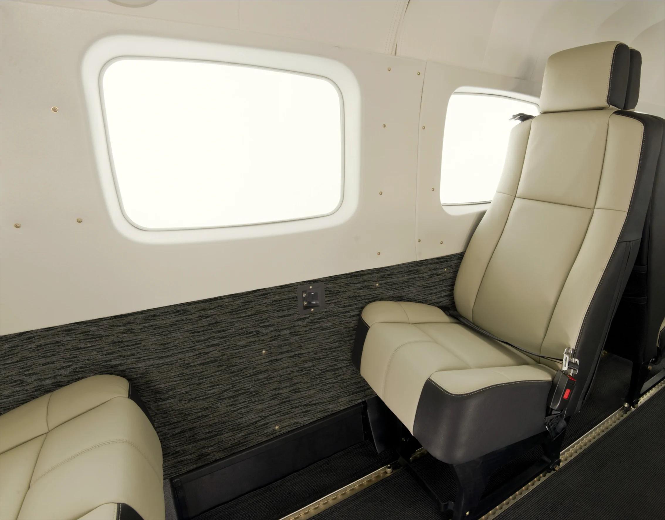 cessna-grand-caravan-ex-photo10