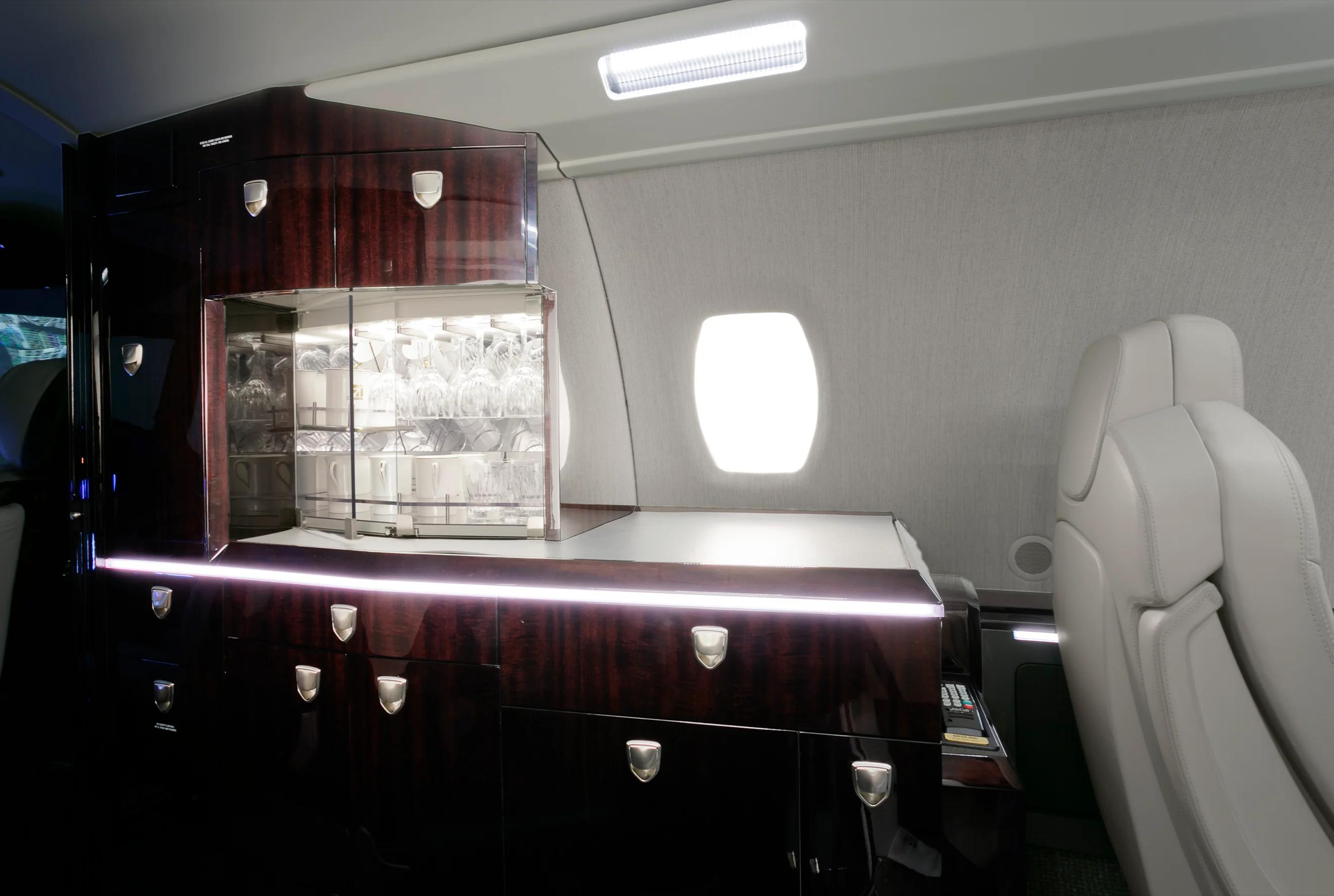 citation-x-interior-galley
