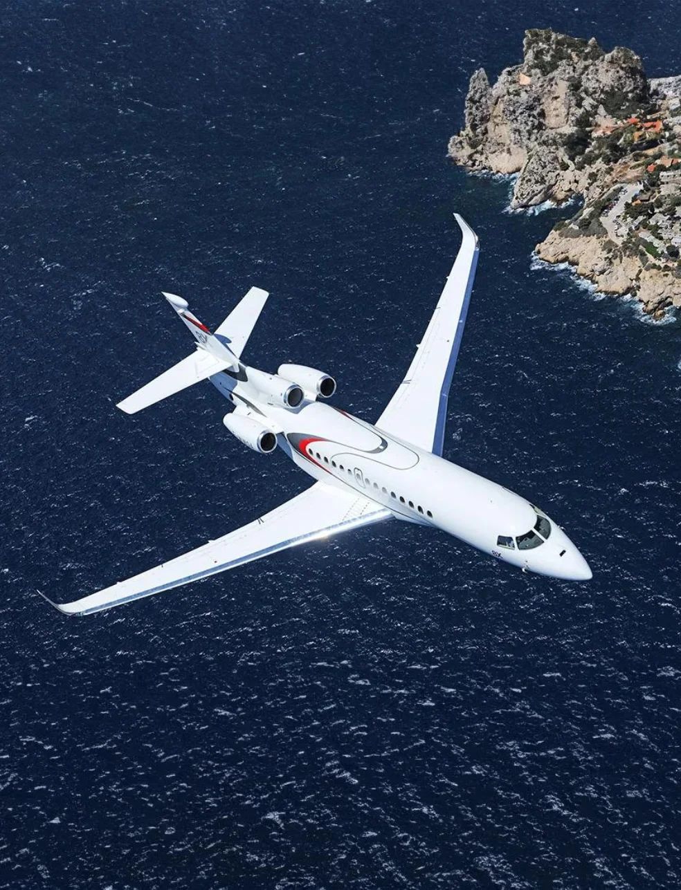 falcon-8x
