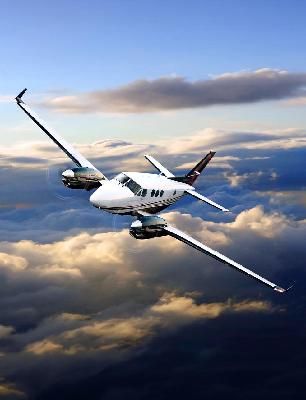 beechcraft-king-air-c90gtx-flight