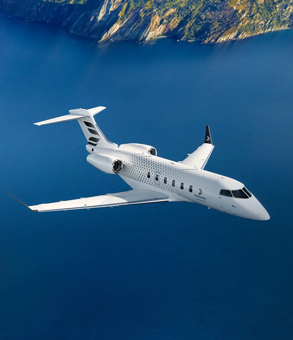challenger3500-fly