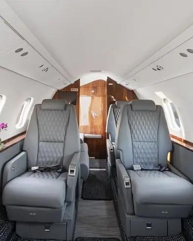 learjet60-xr-interior