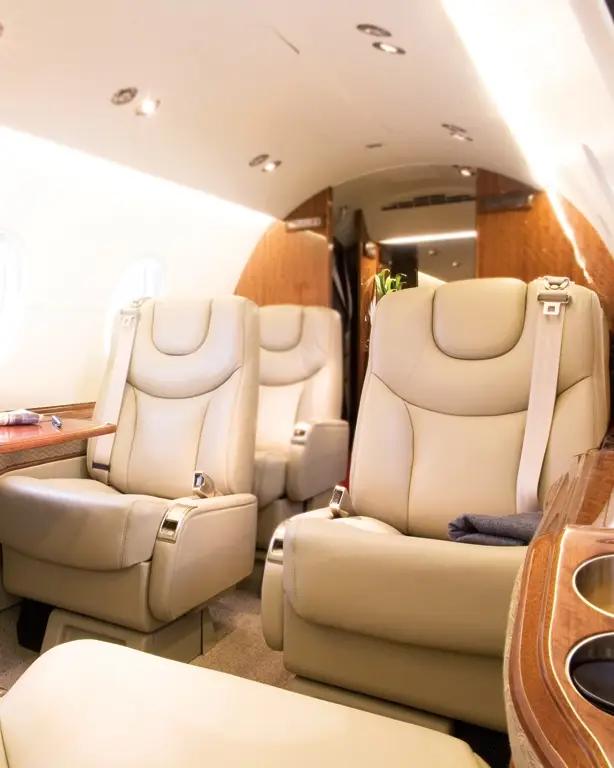 hawker-400xp-interior-image