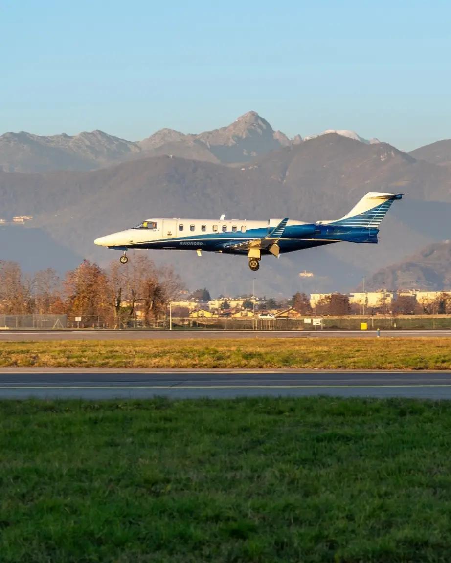 learjet-40-image