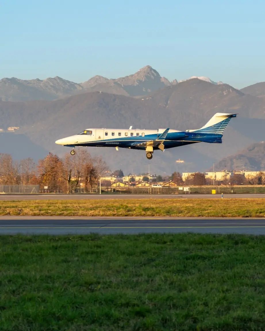 learjet-40-image