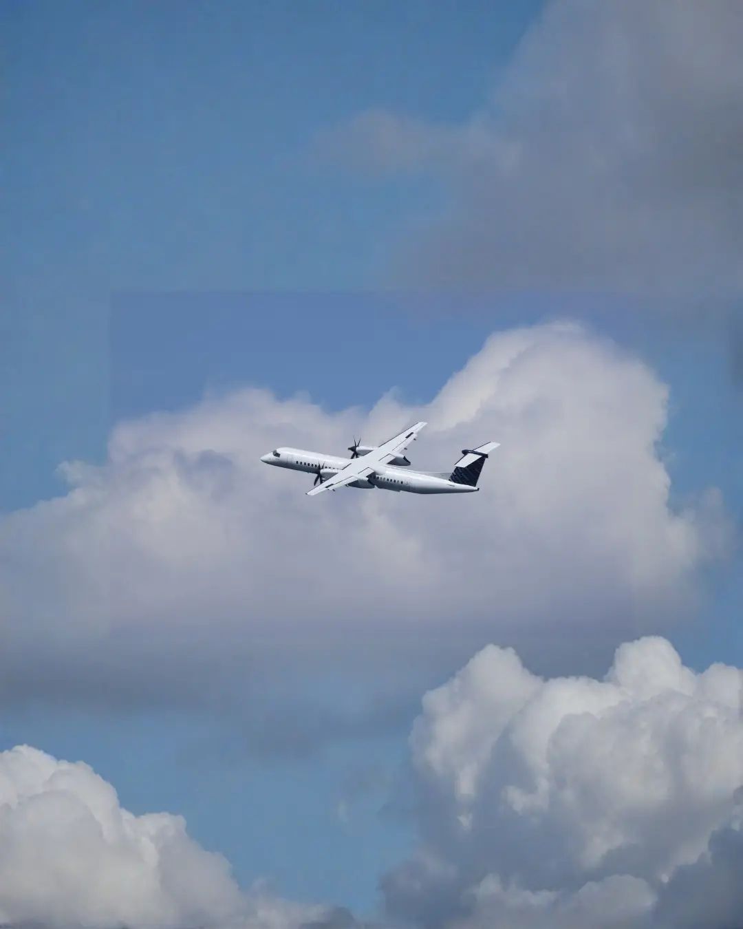dash-8-q-400