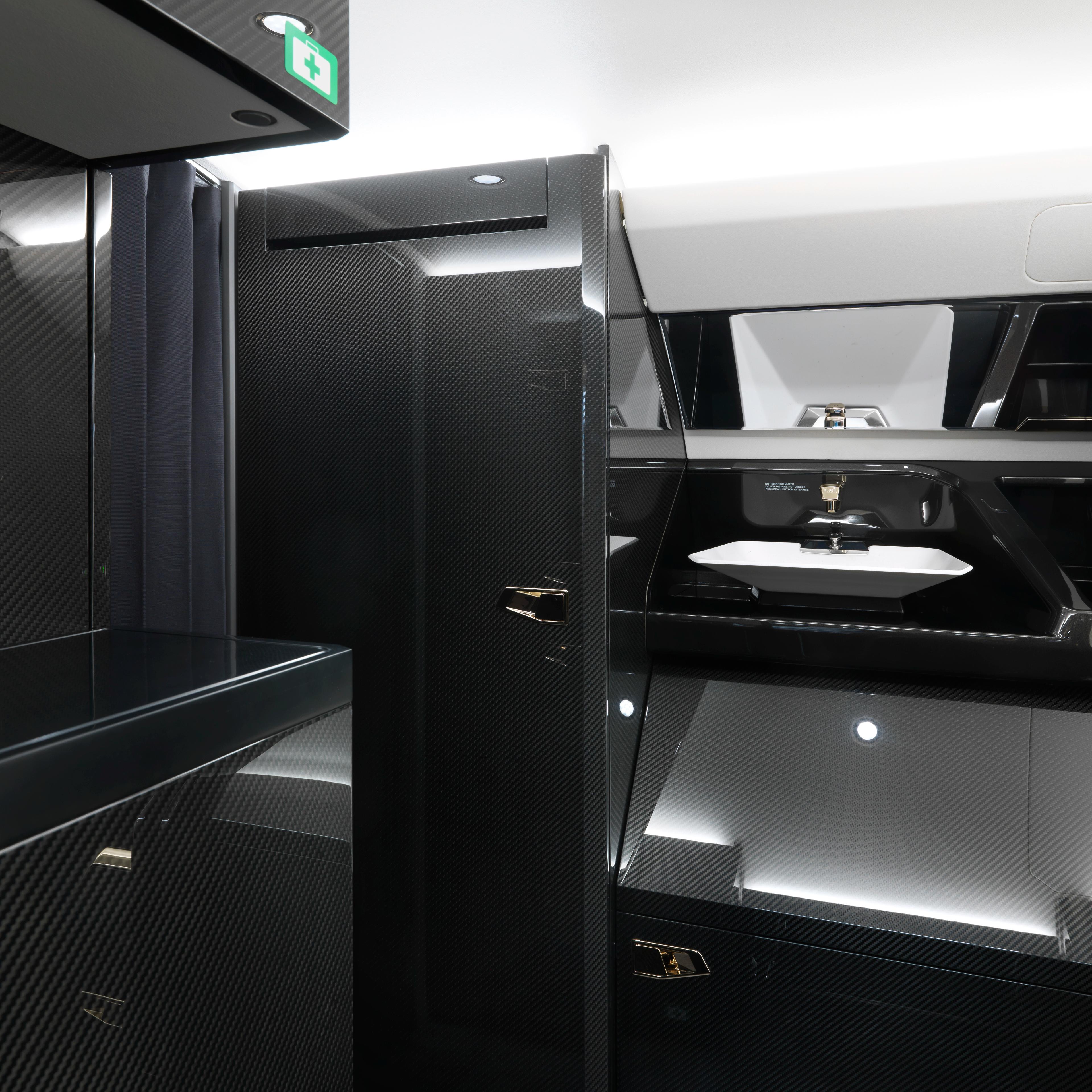 pc-24-carbon-interior-1