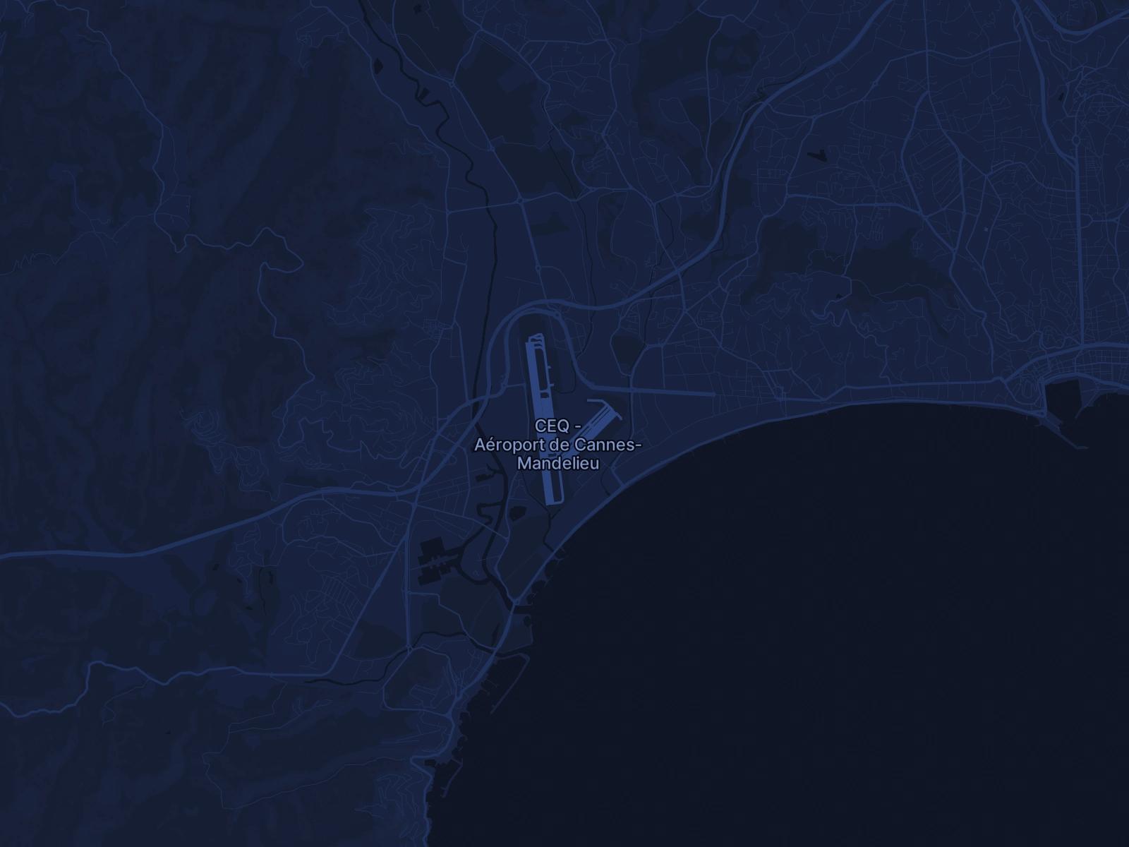 Location de jet privé à l'aéroport Aéroport de Cannes-Mandelieu (CEQ/LFMD) en France - Services Simply Jet