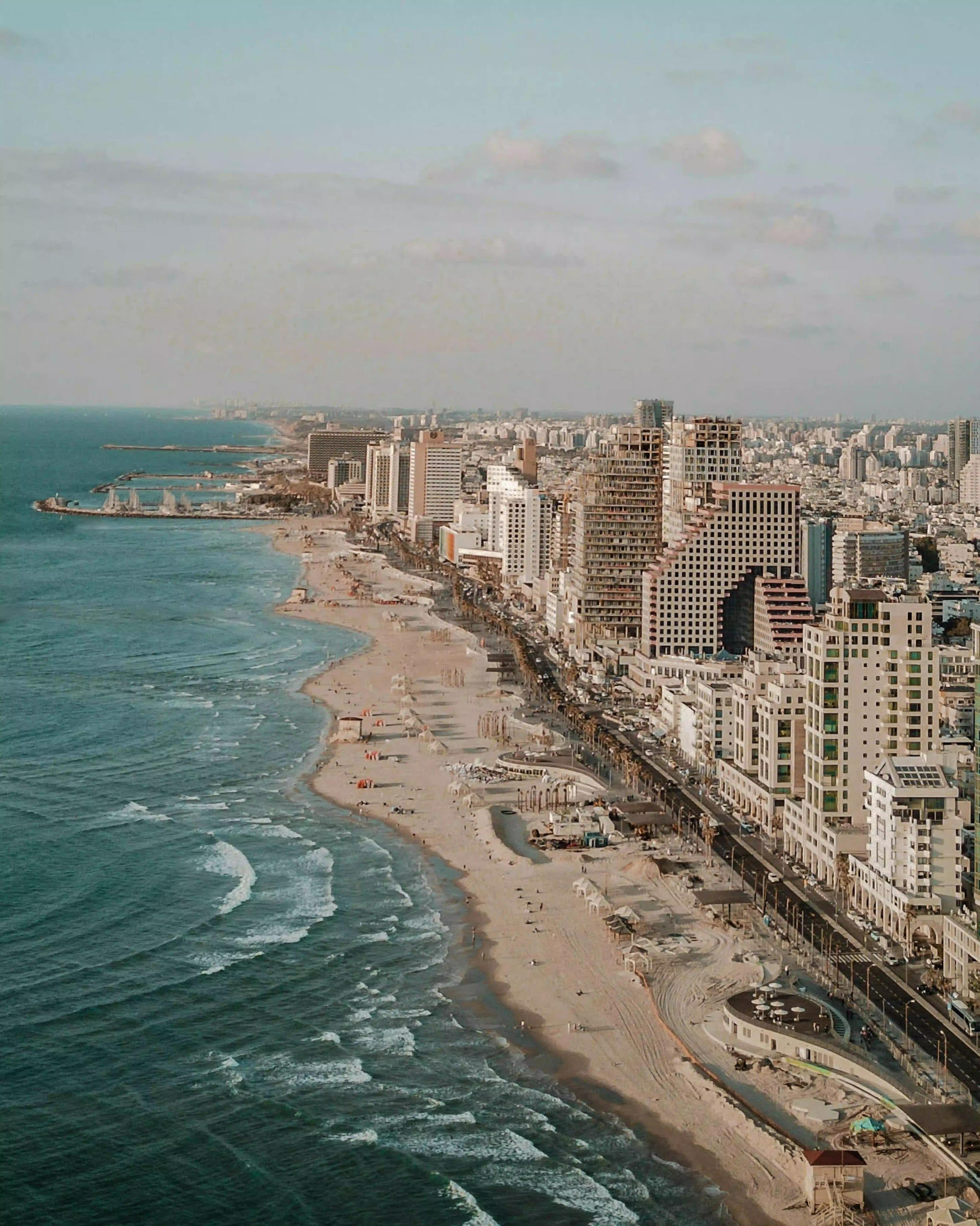 Tel Aviv: Wo das alte Jaffa auf eine moderne Skyline trifft