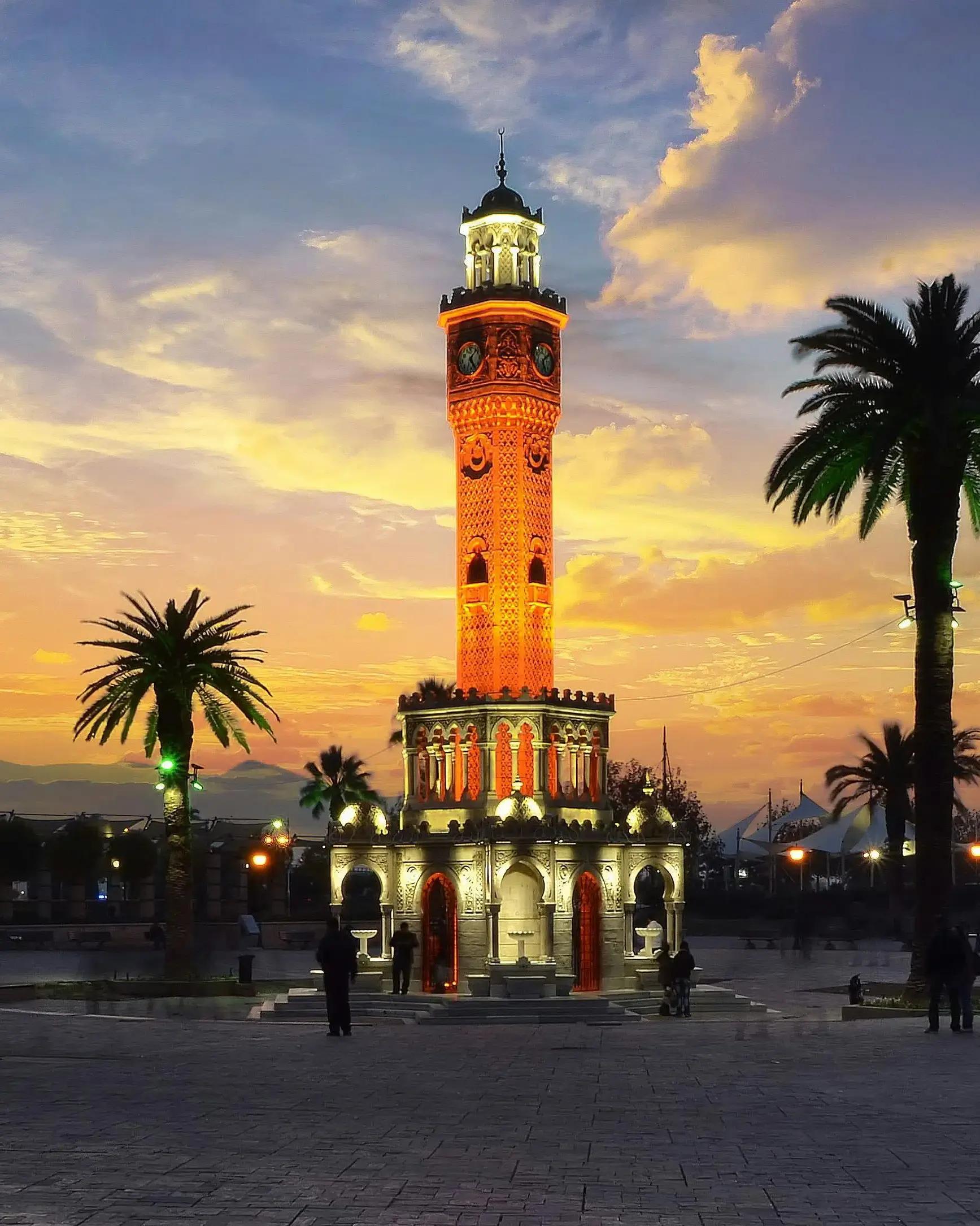 Izmir vista dal cielo